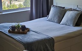 Oporto Trindade Residence